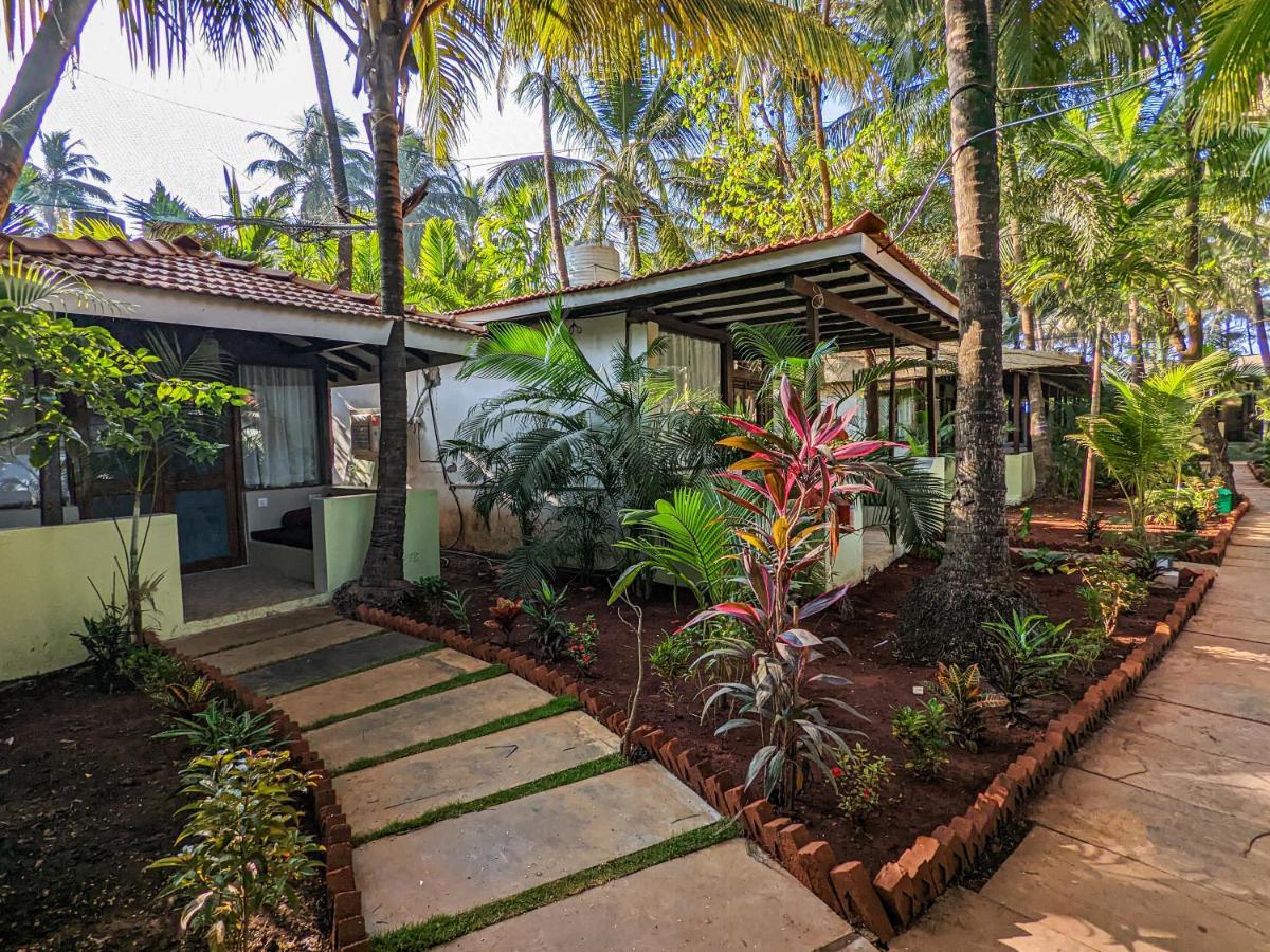 De Soul Sante Beach Resorts Morjim Goa Екстериор снимка