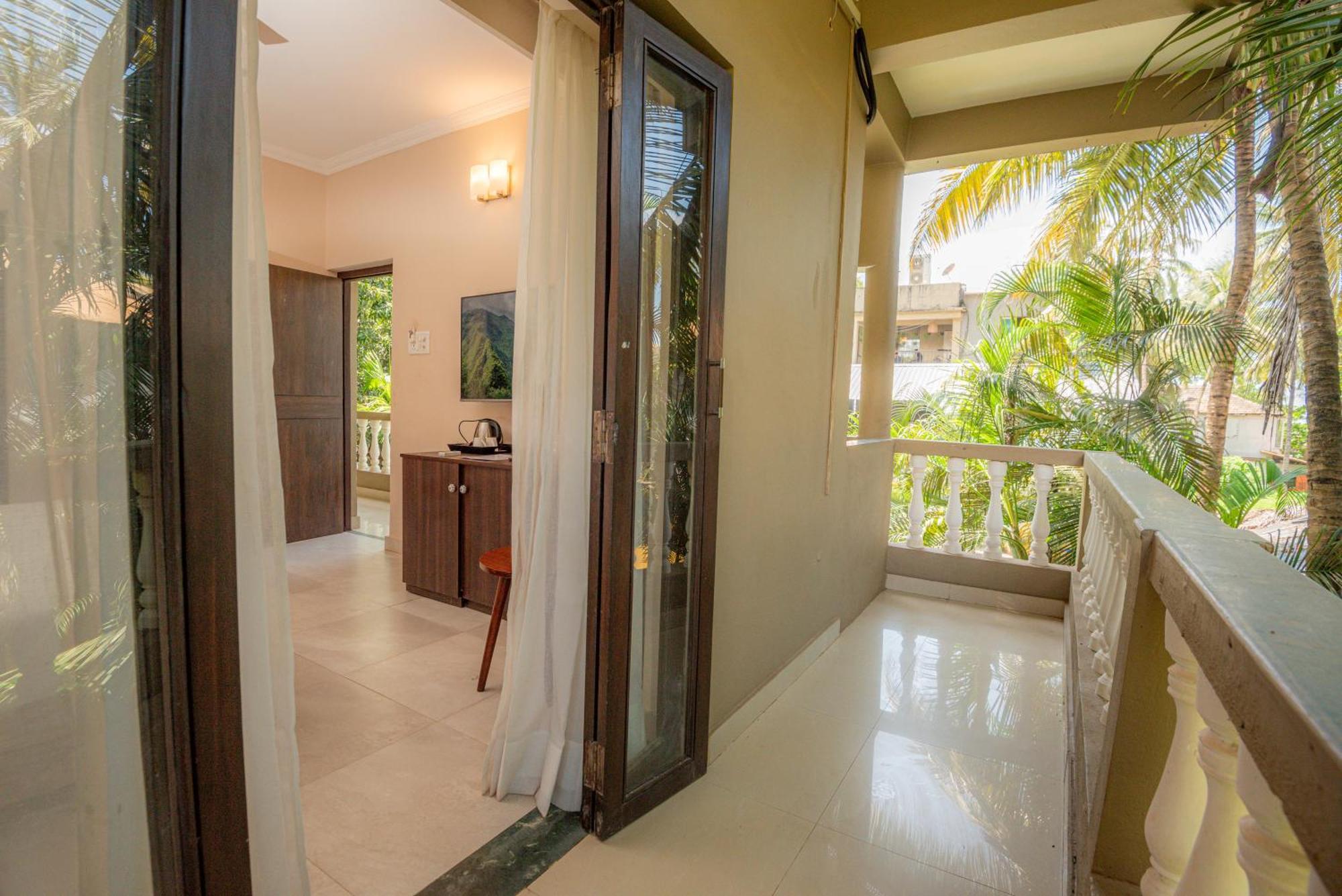 De Soul Sante Beach Resorts Morjim Goa Екстериор снимка