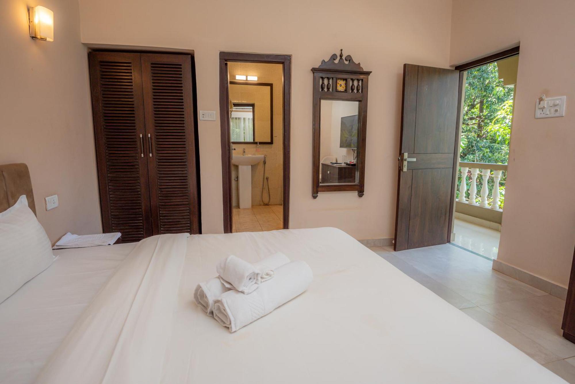 De Soul Sante Beach Resorts Morjim Goa Екстериор снимка